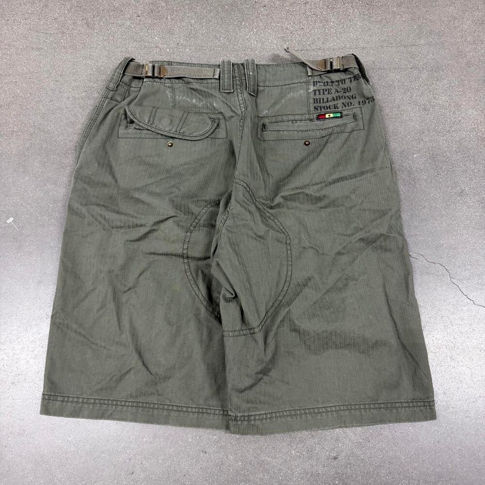 Billabong Baggy Cargo Shorts Mens 30 Y2K Skate Surf Utility Green
